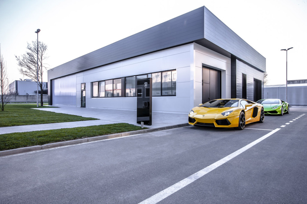 Lamborghini Training Center 7 LR