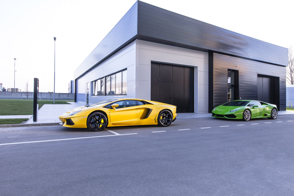 Lamborghini Training Center 8 LR